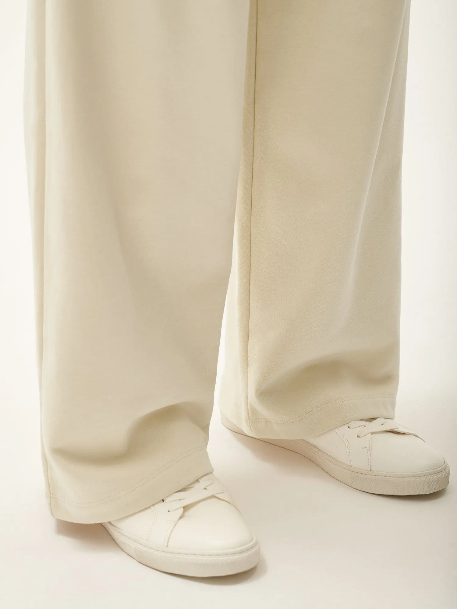 Mens 365 Midweight Straight Leg Track Pantstravertine beige