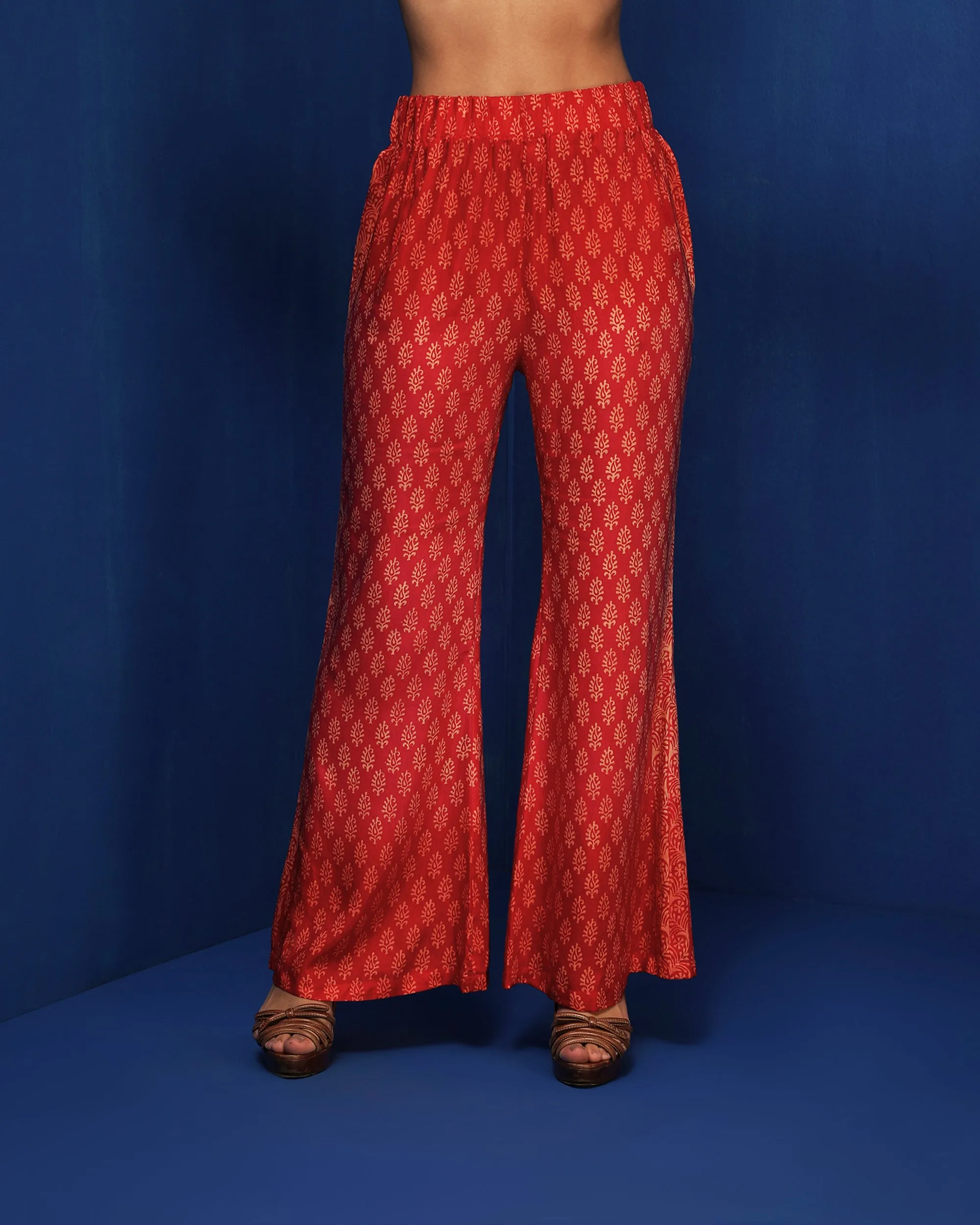 Red ombre-printed bell-bottom pants