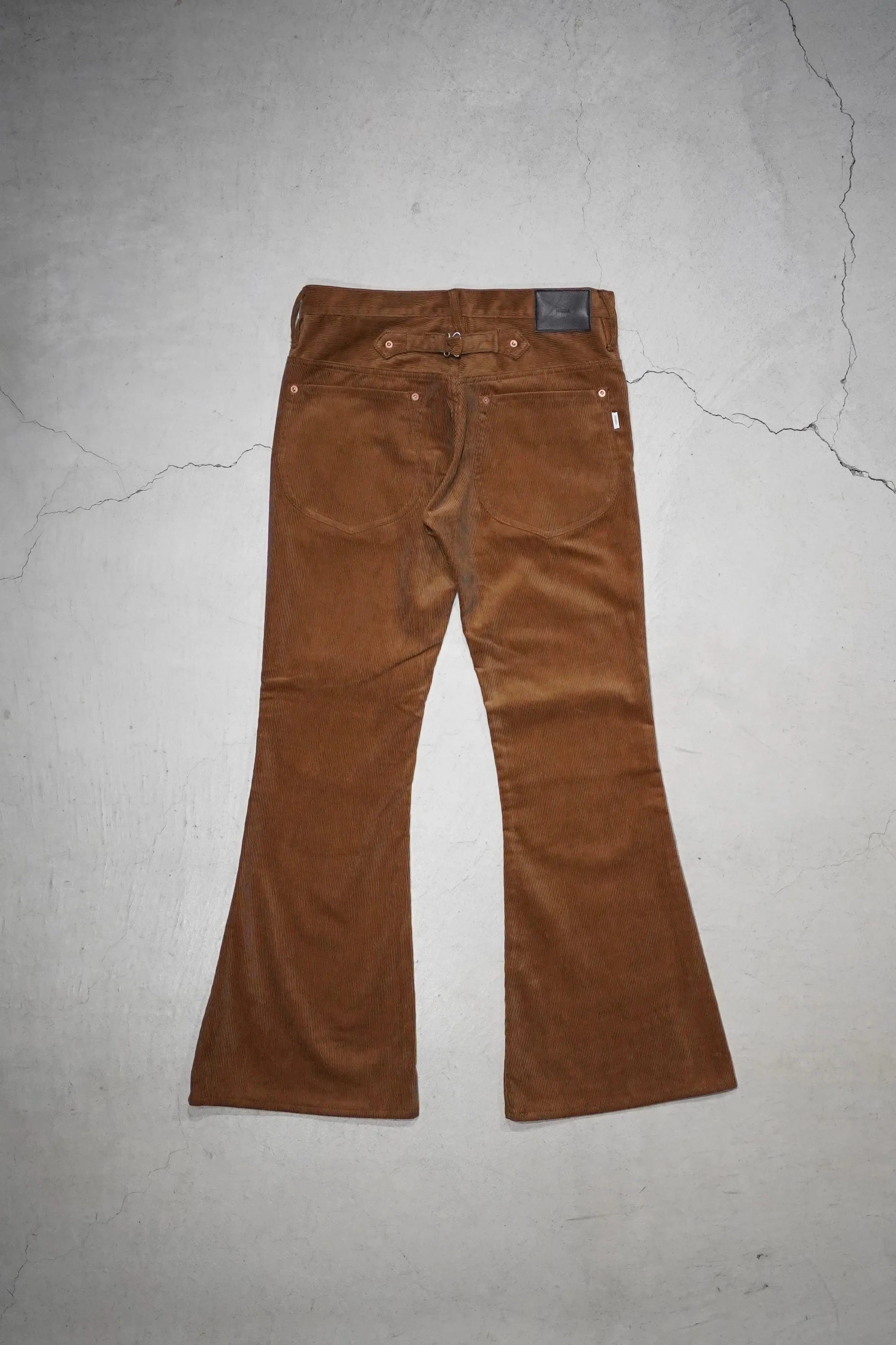 SUGARHILL CORDUROY BELL BOTTOM DEMIN PANTS(BROWN)