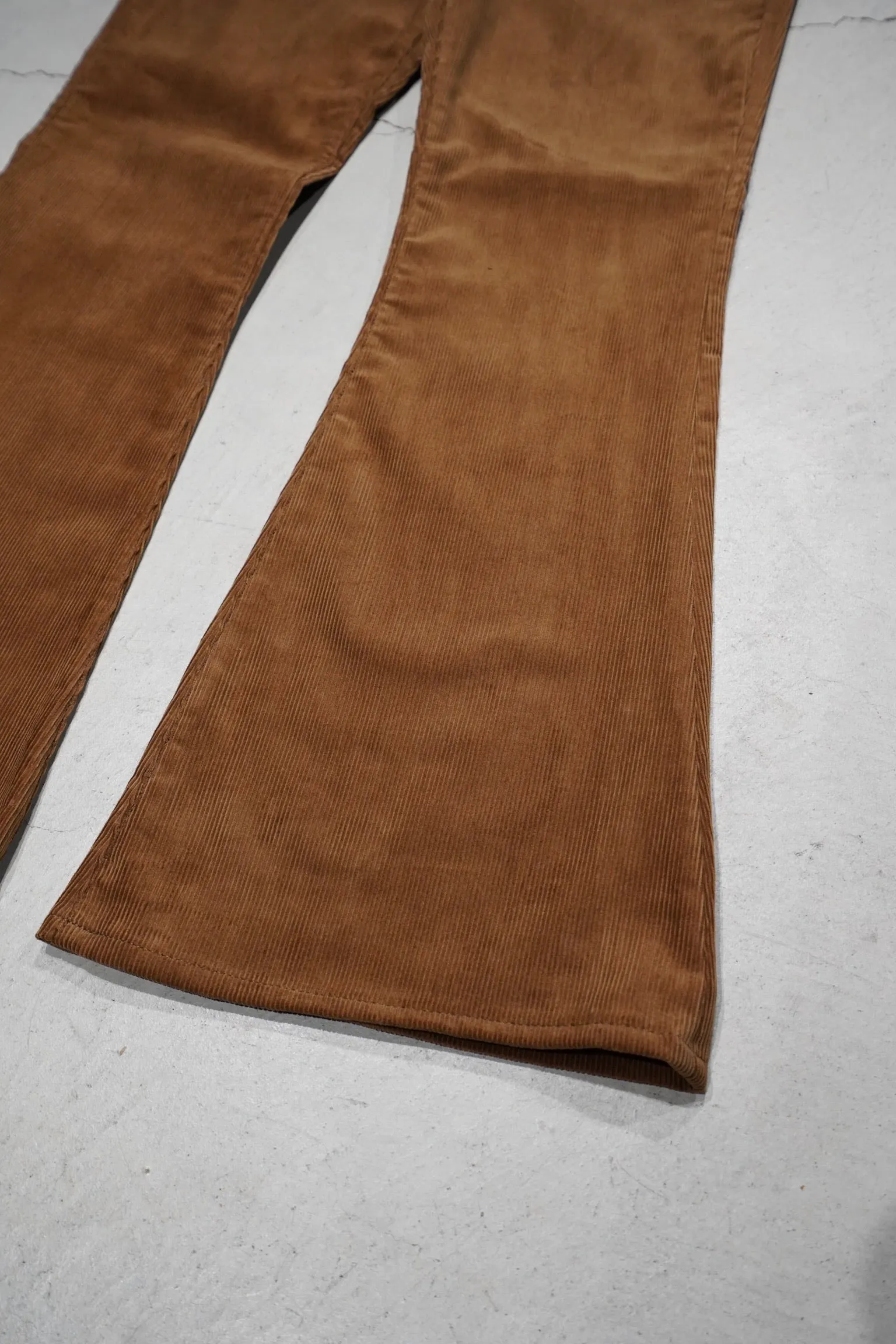 SUGARHILL CORDUROY BELL BOTTOM DEMIN PANTS(BROWN)