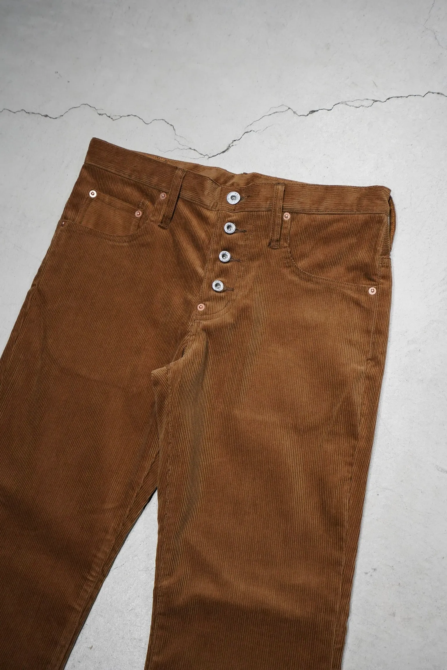 SUGARHILL CORDUROY BELL BOTTOM DEMIN PANTS(BROWN)